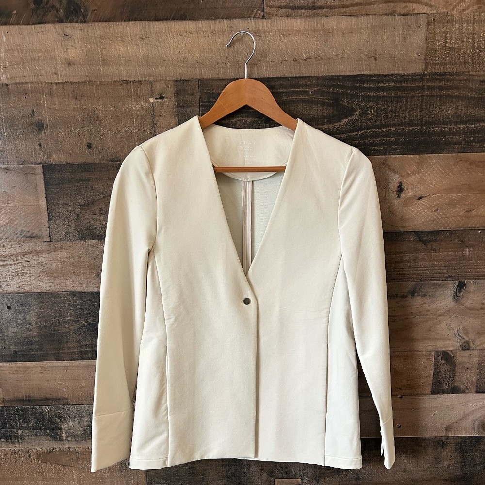 ADAY Strategy Blazer Black XS Cream | Stretch Structured Work Jacket EUC
